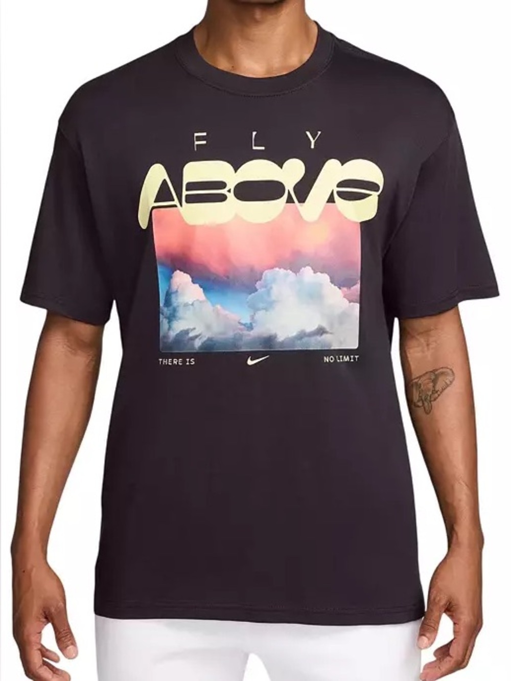 Sz M Nike Men’s Black 'Fly Above' Graphic Tee with Sunrise Print